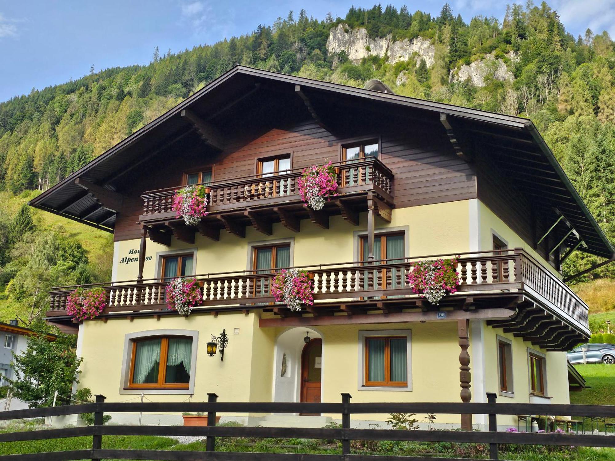 Ferienhaus Alpenrose Villa Bruck an der Grossglocknerstrasse Bagian luar foto